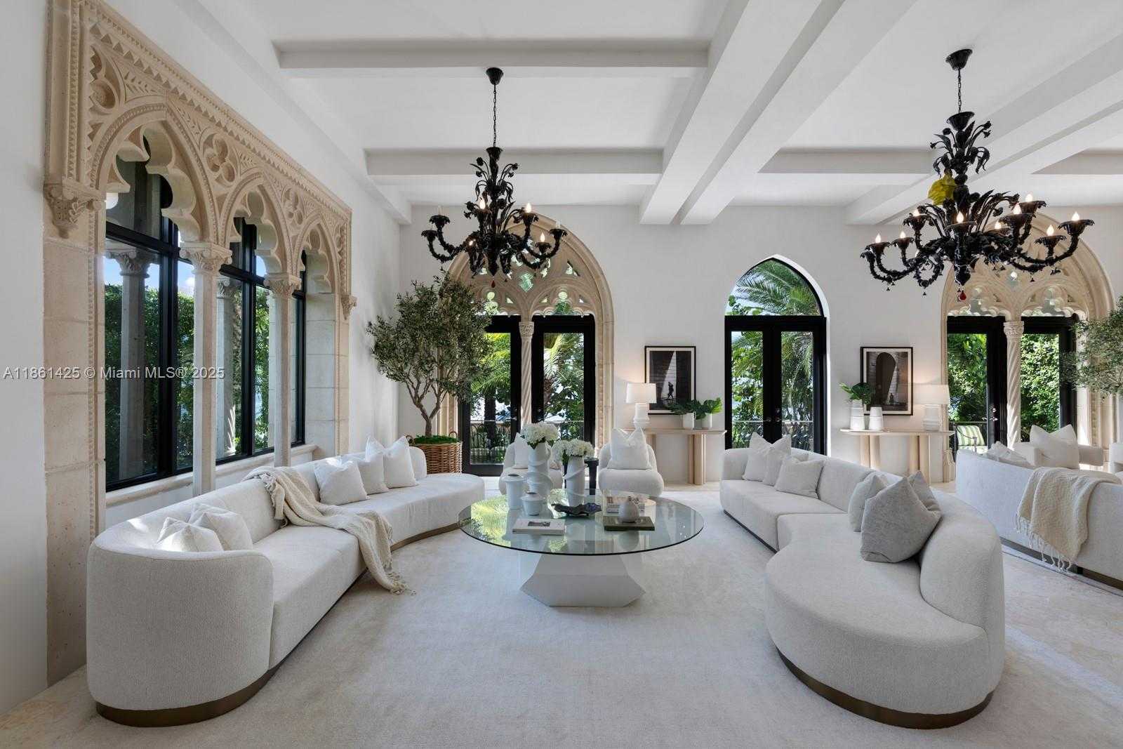 Small Image of 1840 SOUTH BAYSHORE LN, Miami Number 11