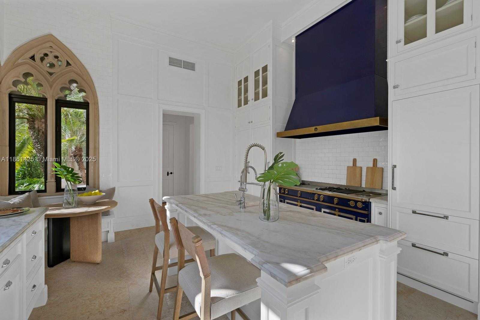 Small Image of 1840 SOUTH BAYSHORE LN, Miami Number 20