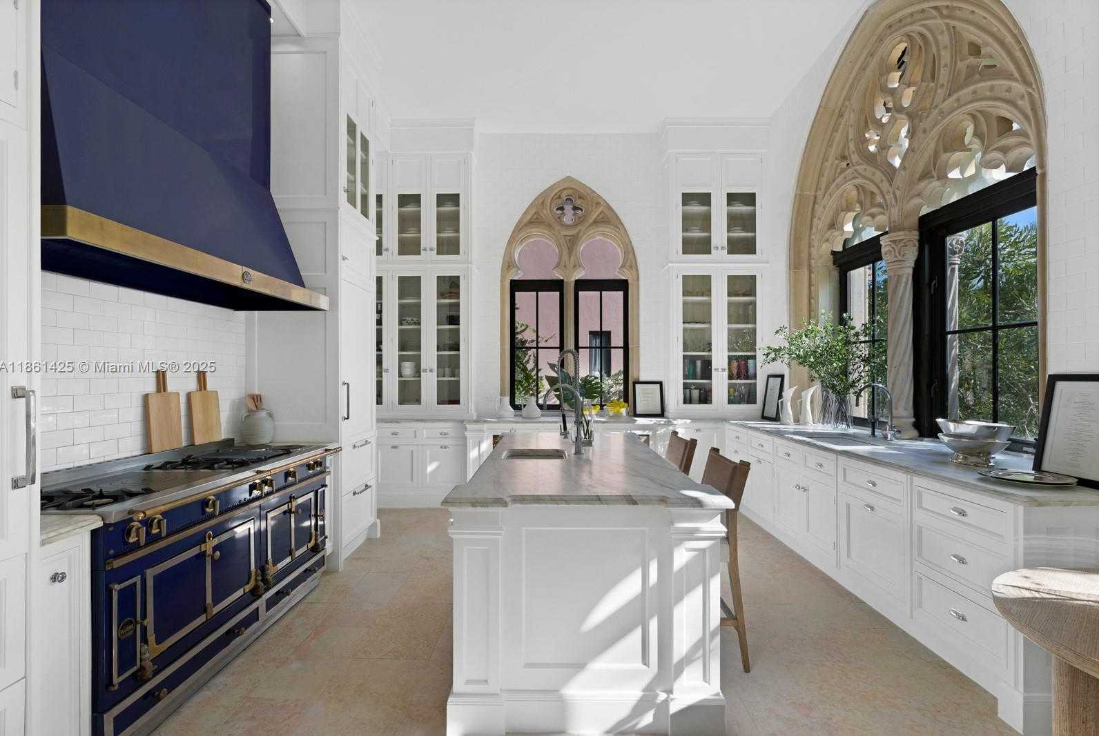 Small Image of 1840 SOUTH BAYSHORE LN, Miami Number 21
