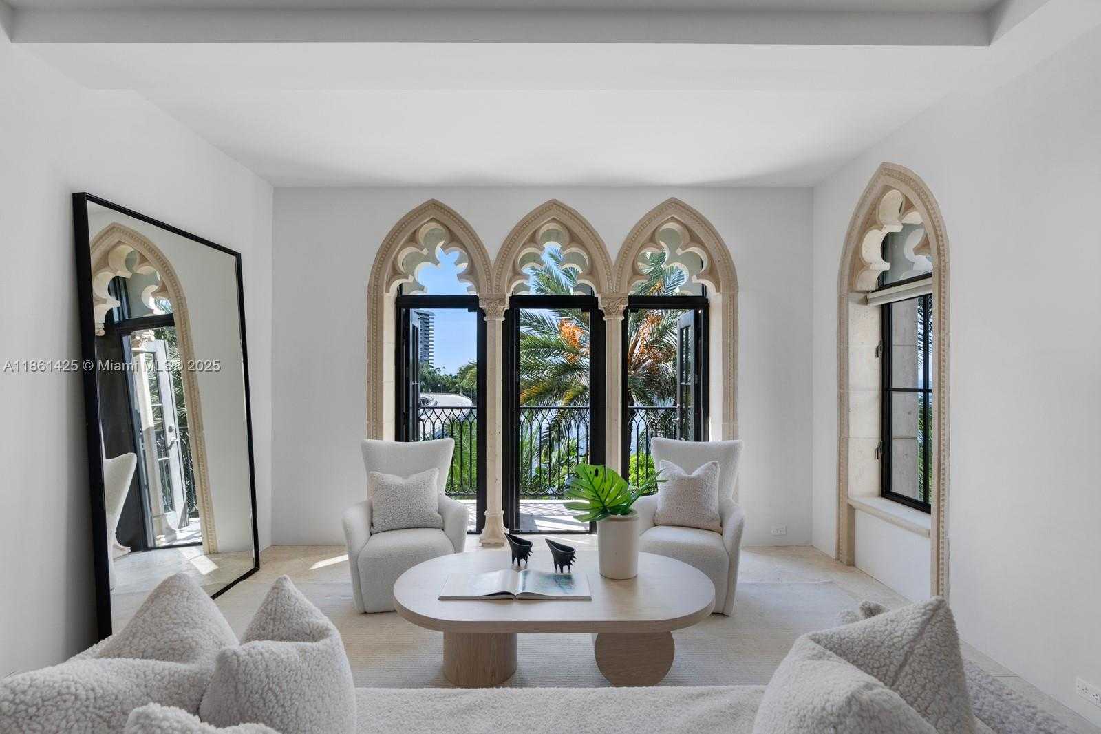 Small Image of 1840 SOUTH BAYSHORE LN, Miami Number 32