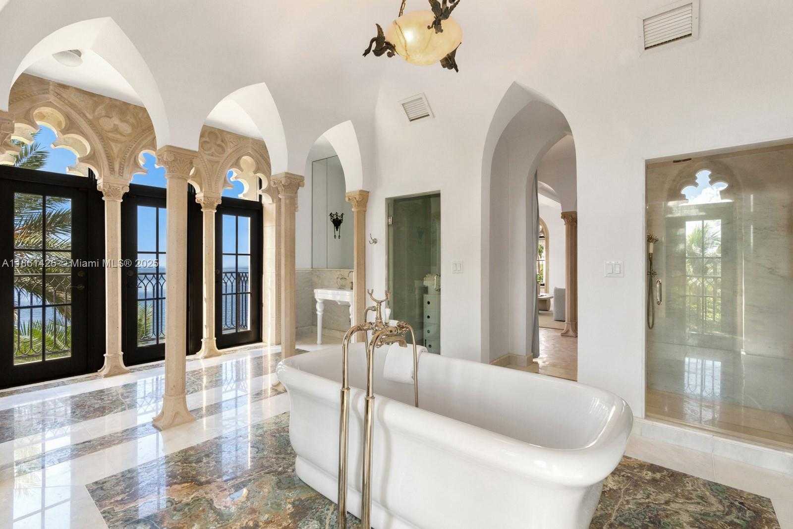 Small Image of 1840 SOUTH BAYSHORE LN, Miami Number 36