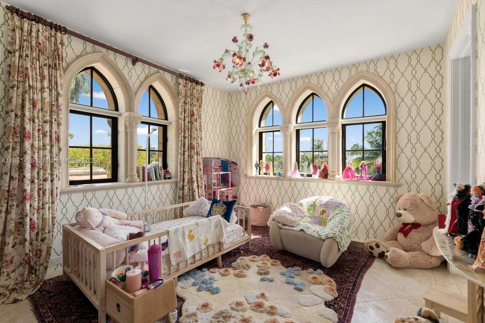 Small Image of 1840 SOUTH BAYSHORE LN, Miami Number 39