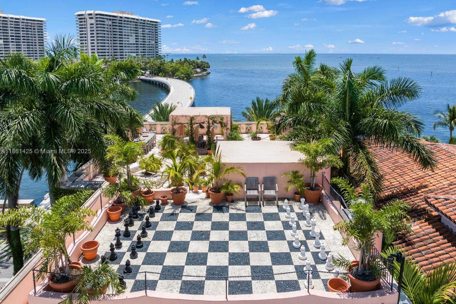 Small Image of 1840 SOUTH BAYSHORE LN, Miami Number 4