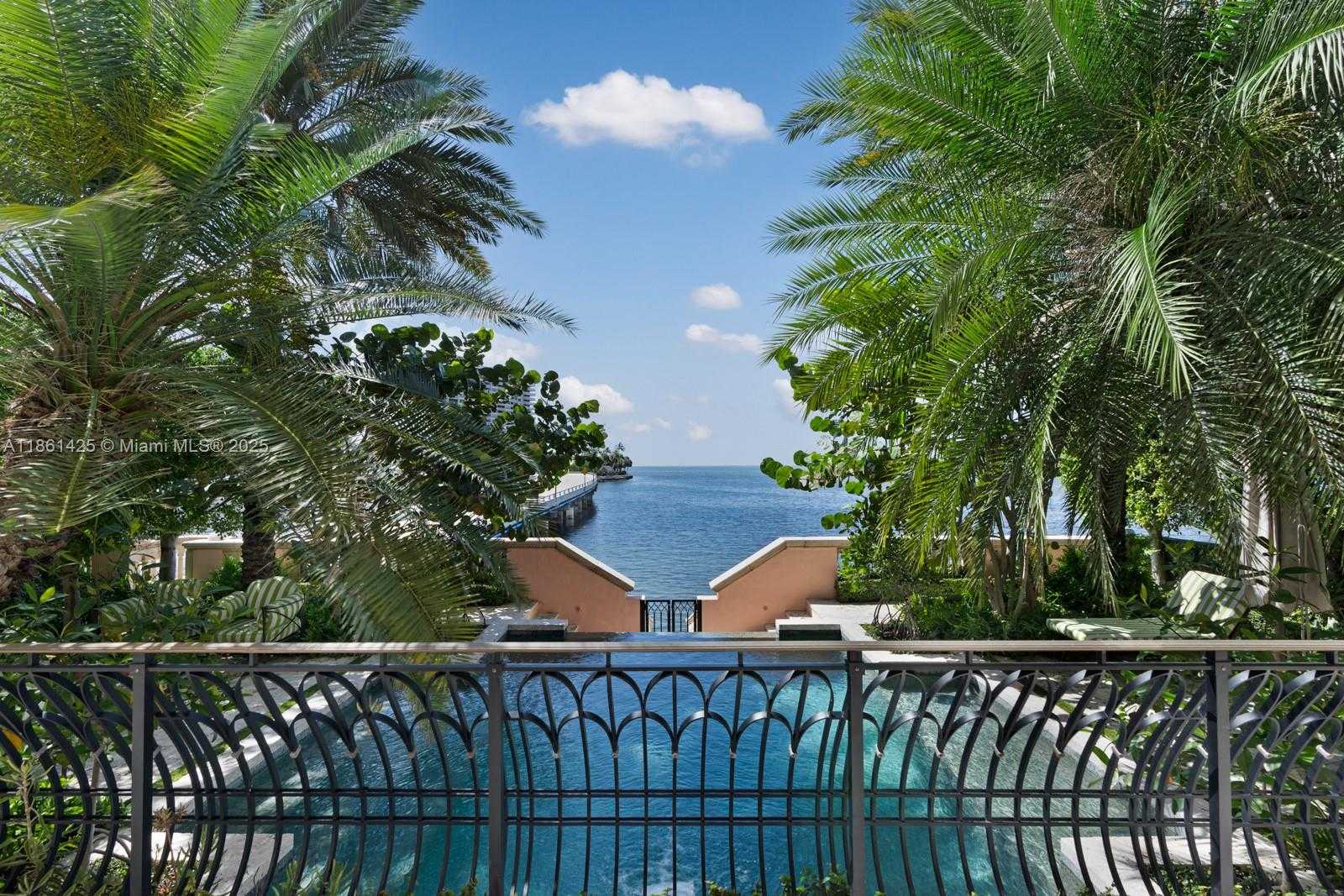 Small Image of 1840 SOUTH BAYSHORE LN, Miami Number 52