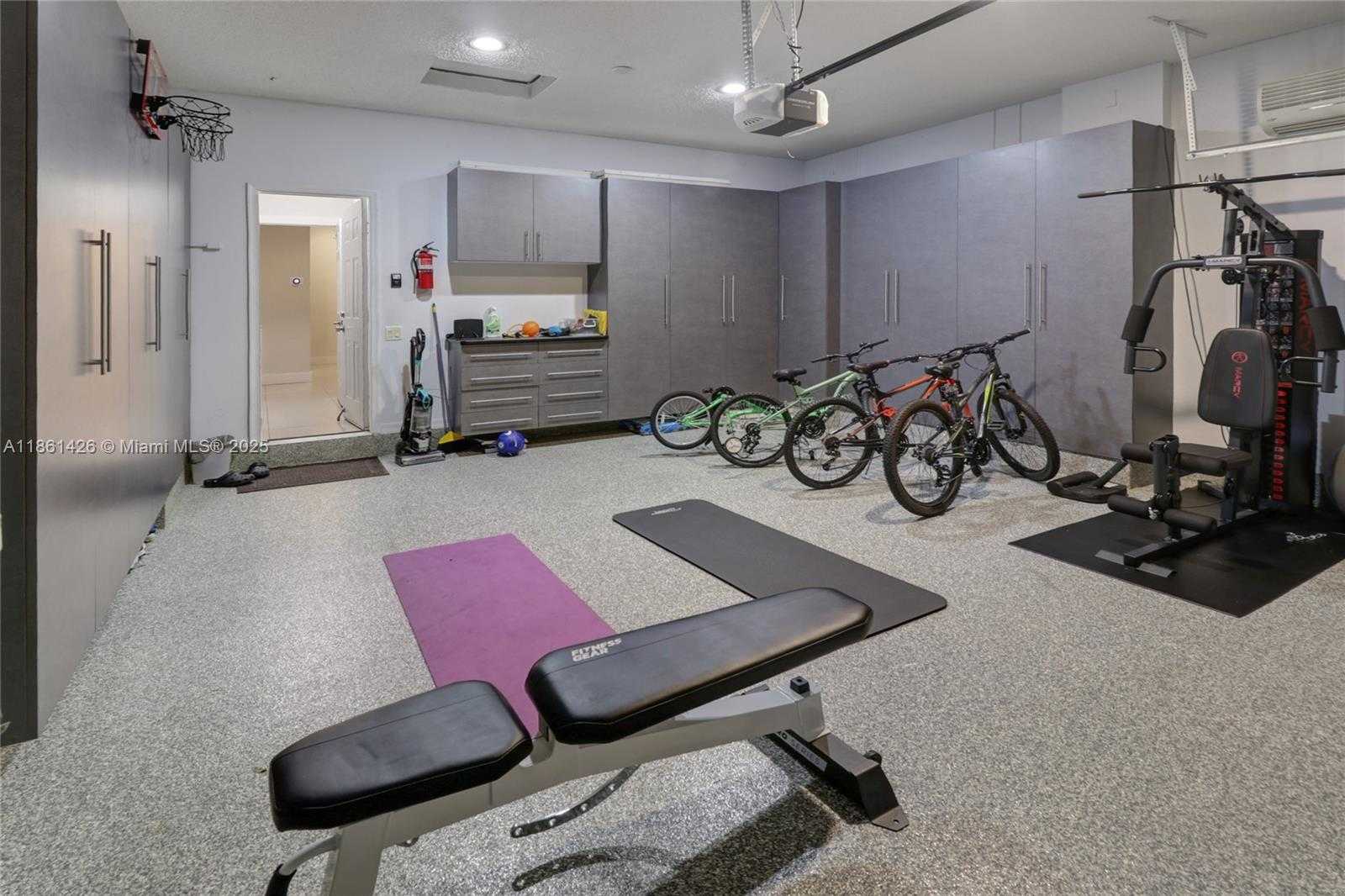 Small Image of 1600 BLUE JAY CIR, Weston Number 30