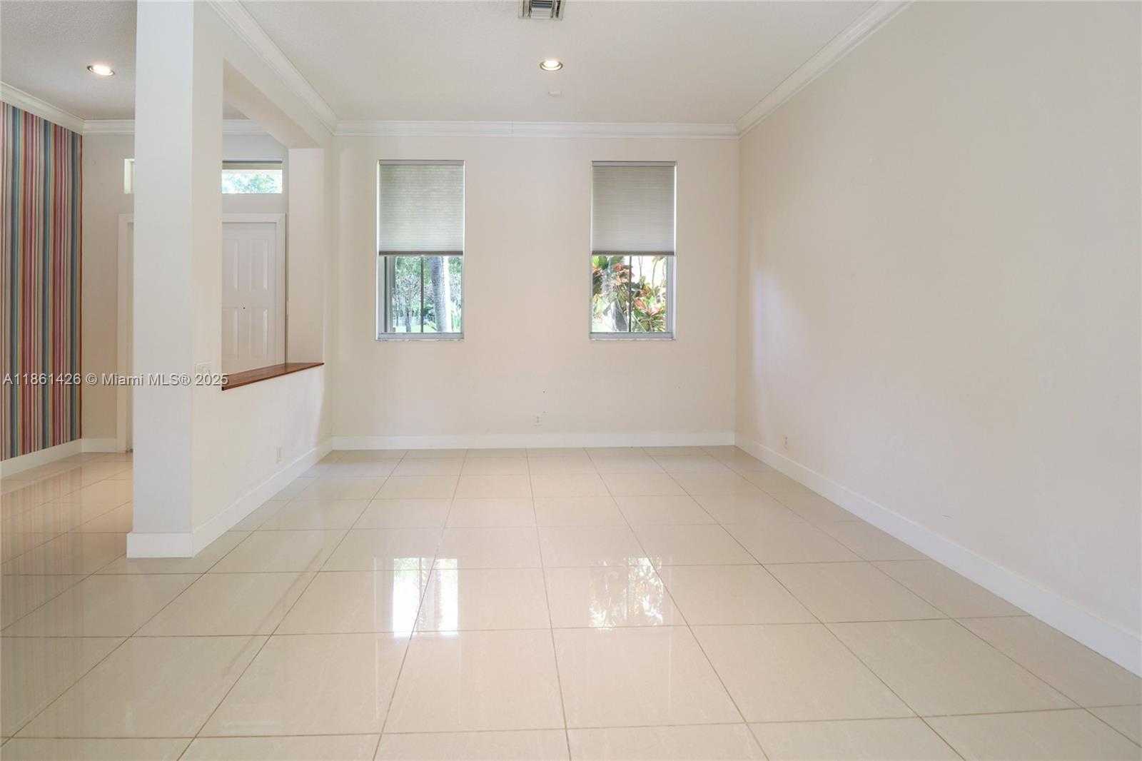 Small Image of 1600 BLUE JAY CIR, Weston Number 8