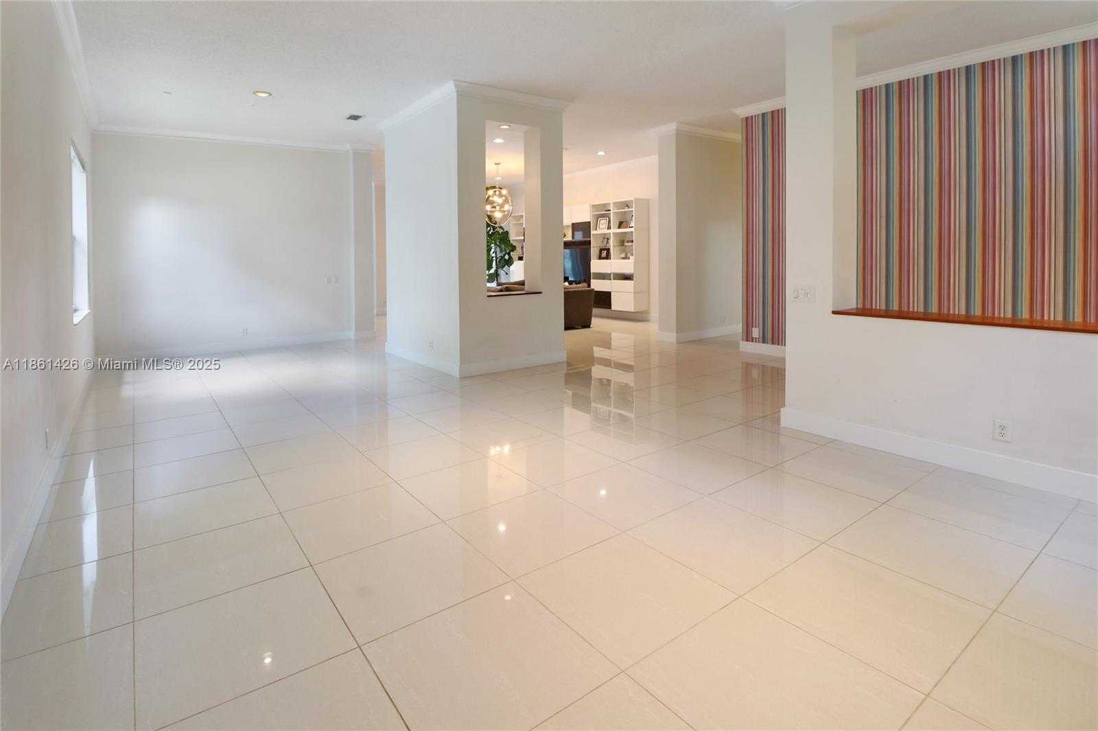 Small Image of 1600 BLUE JAY CIR, Weston Number 9