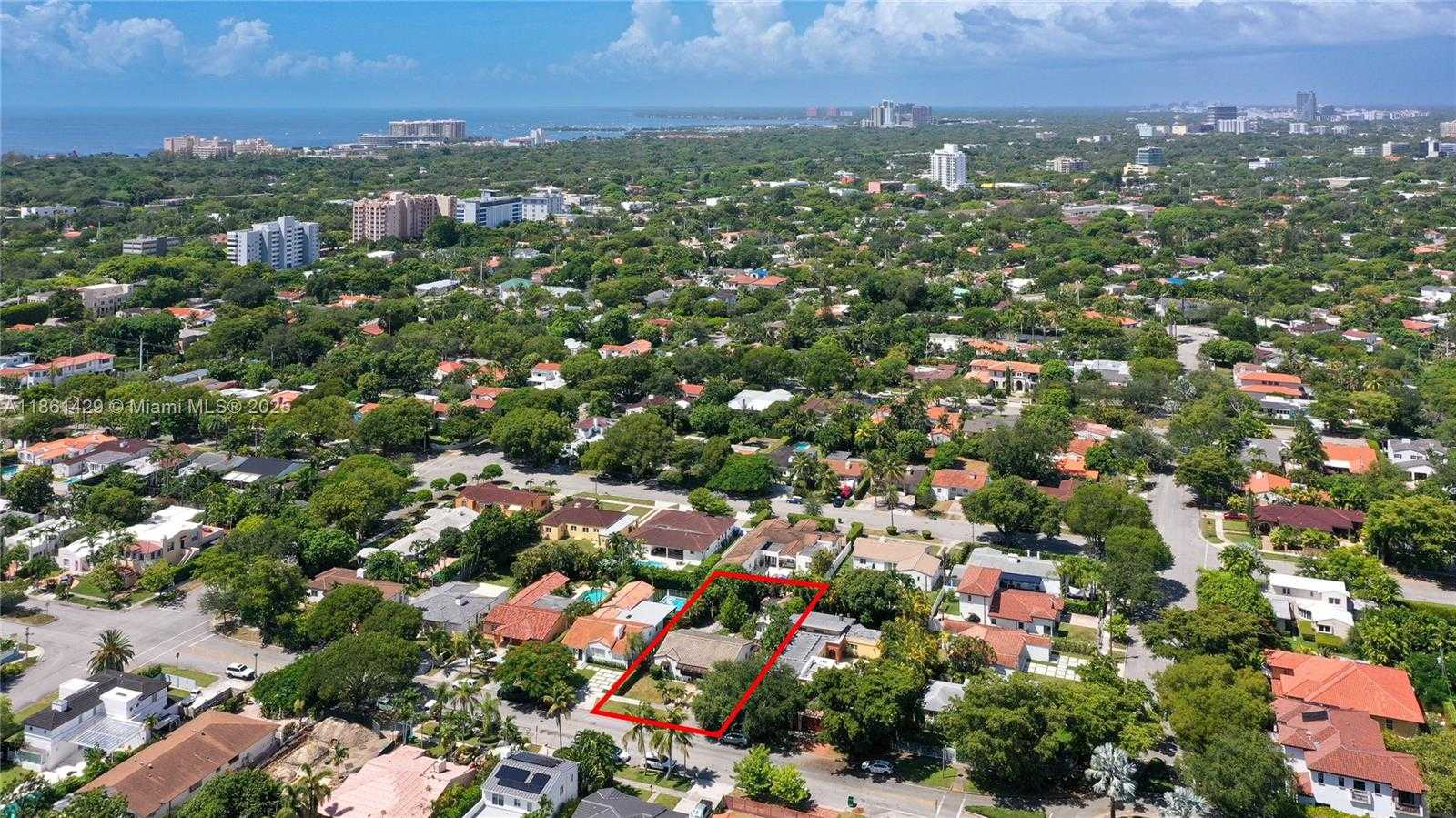 Small Image of 608 SOUTH WEST 26 ROADS, Miami Number 19