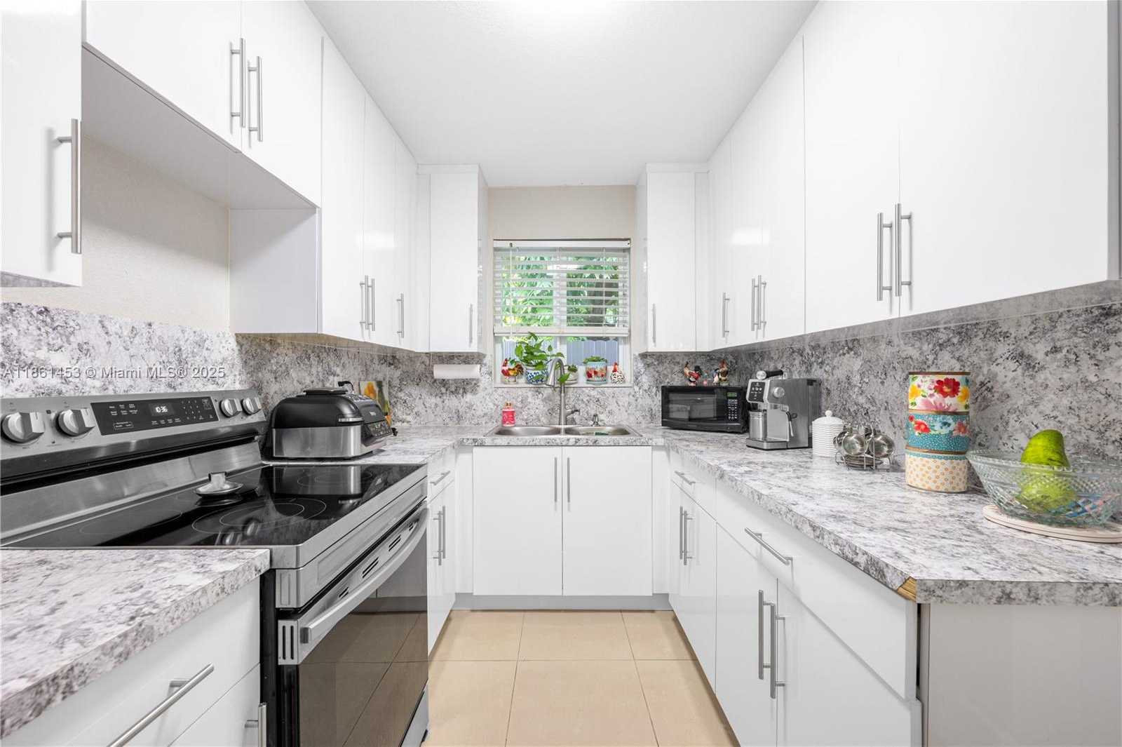 Small Image of 15640 SOUTH WEST 295TH TER, Homestead Number 11
