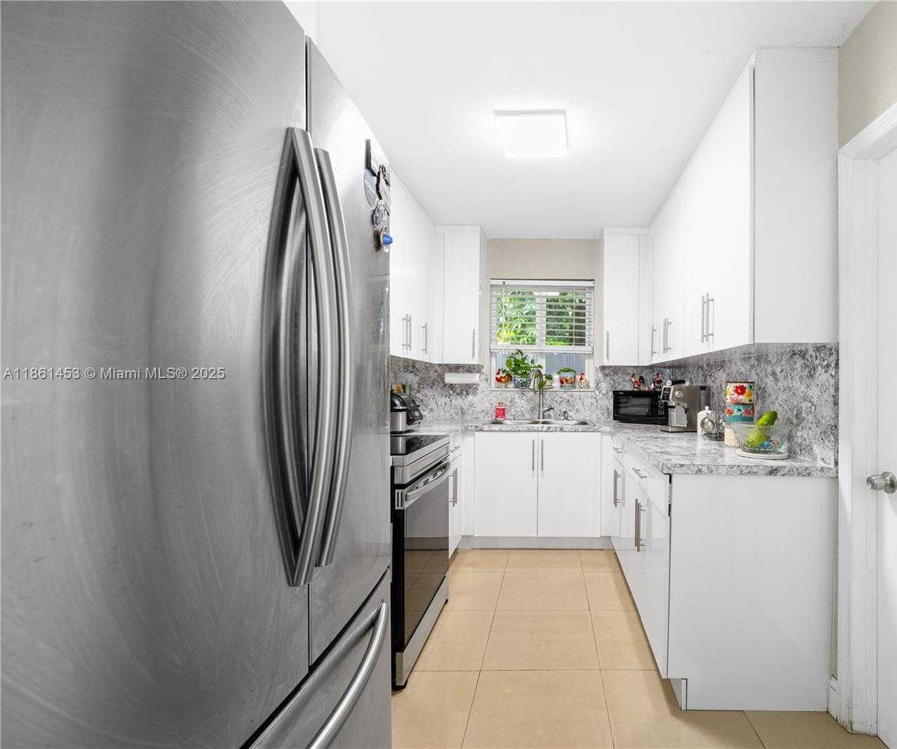 Small Image of 15640 SOUTH WEST 295TH TER, Homestead Number 9