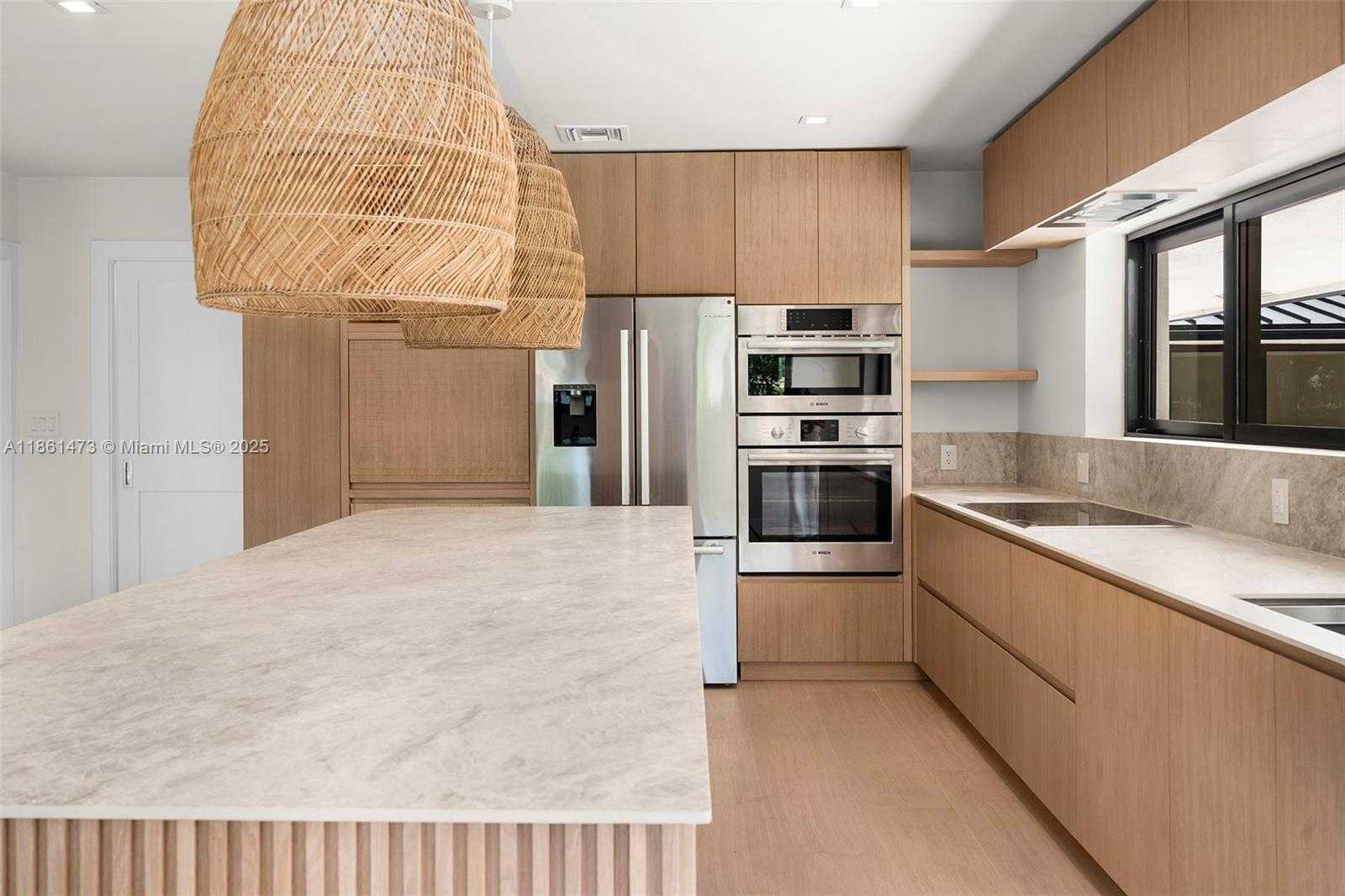 Small Image of 10945 SOUTH WEST 75TH CT, Pinecrest Number 69