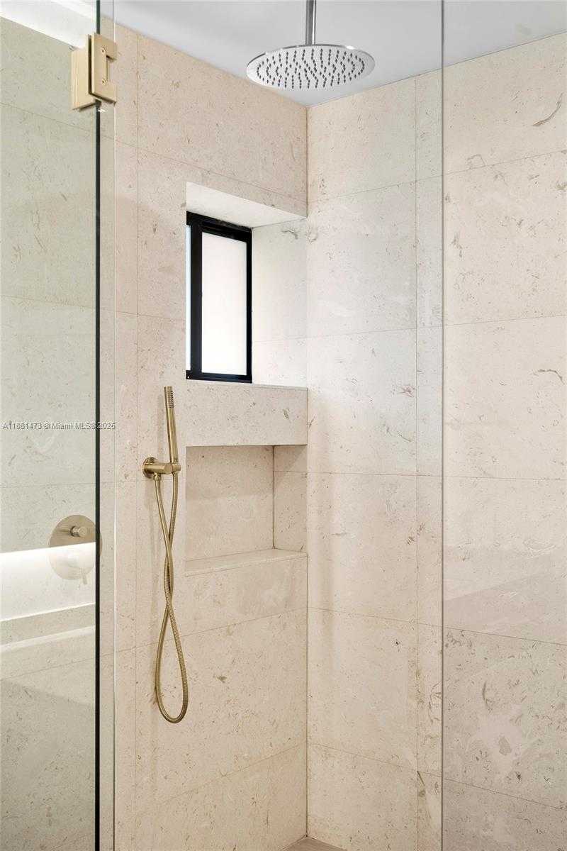 Small Image of 10945 SOUTH WEST 75TH CT, Pinecrest Number 74