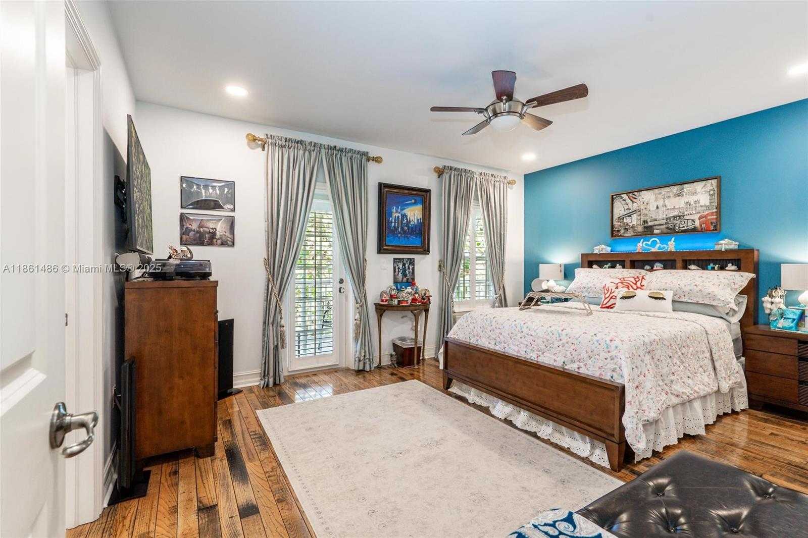 Small Image of 920 SOUTH EAST 6TH ST, Fort Lauderdale Number 36