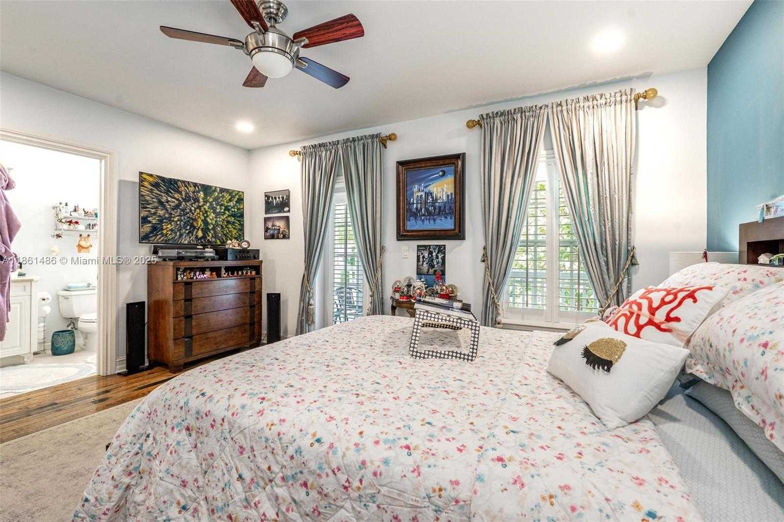 Small Image of 920 SOUTH EAST 6TH ST, Fort Lauderdale Number 37