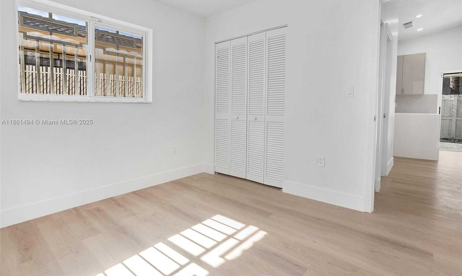 Small Image of 3133 WEST 70TH TER, Hialeah Number 37