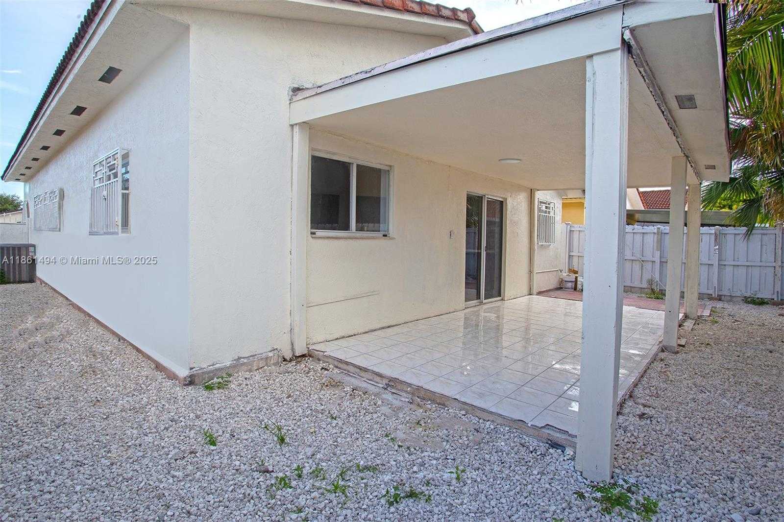 Small Image of 3133 WEST 70TH TER, Hialeah Number 39