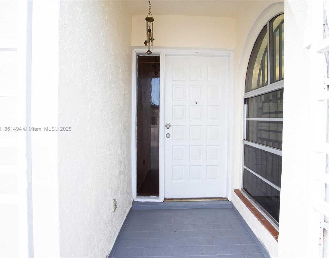 Small Image of 3133 WEST 70TH TER, Hialeah Number 4