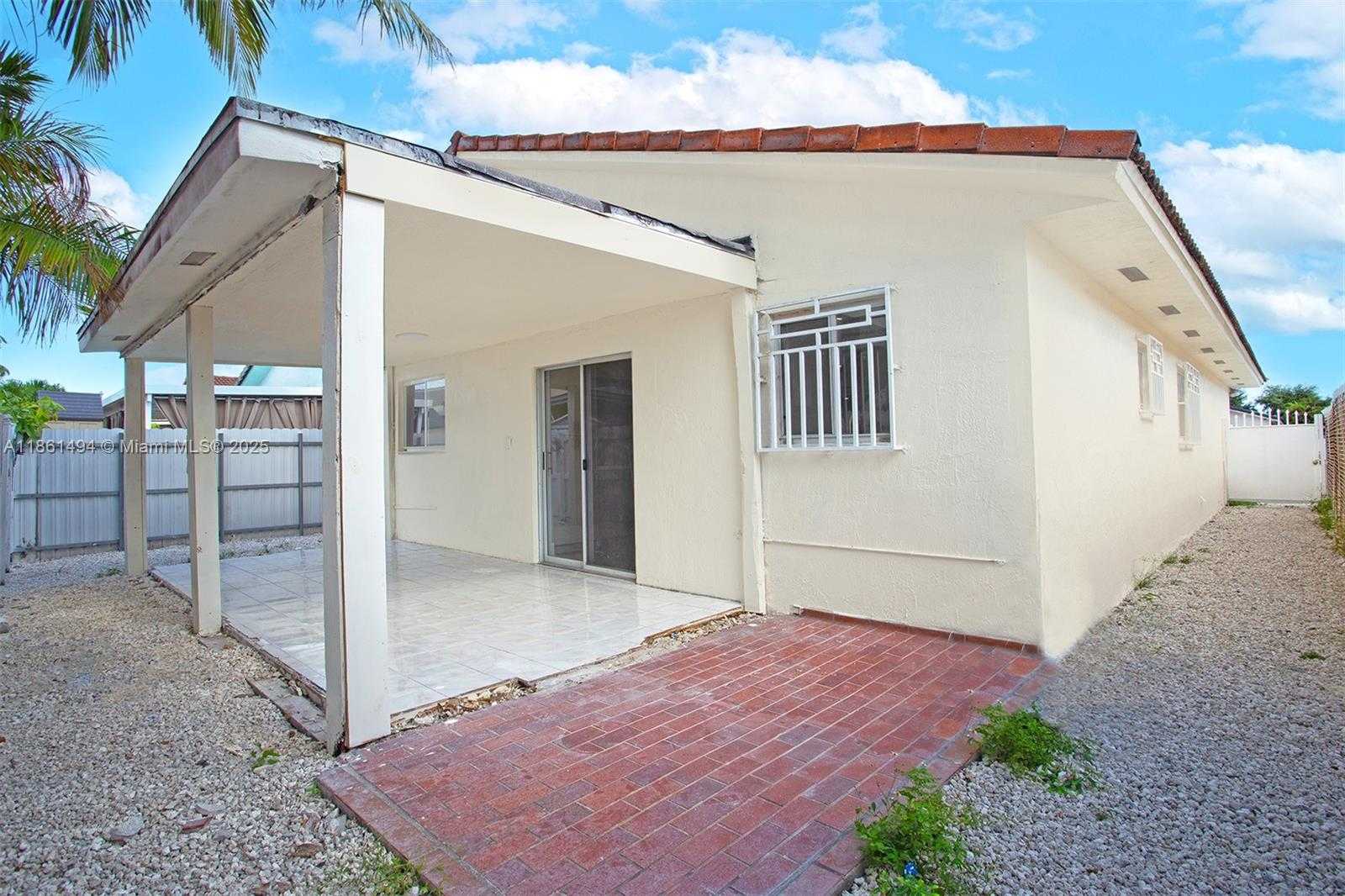 Small Image of 3133 WEST 70TH TER, Hialeah Number 41