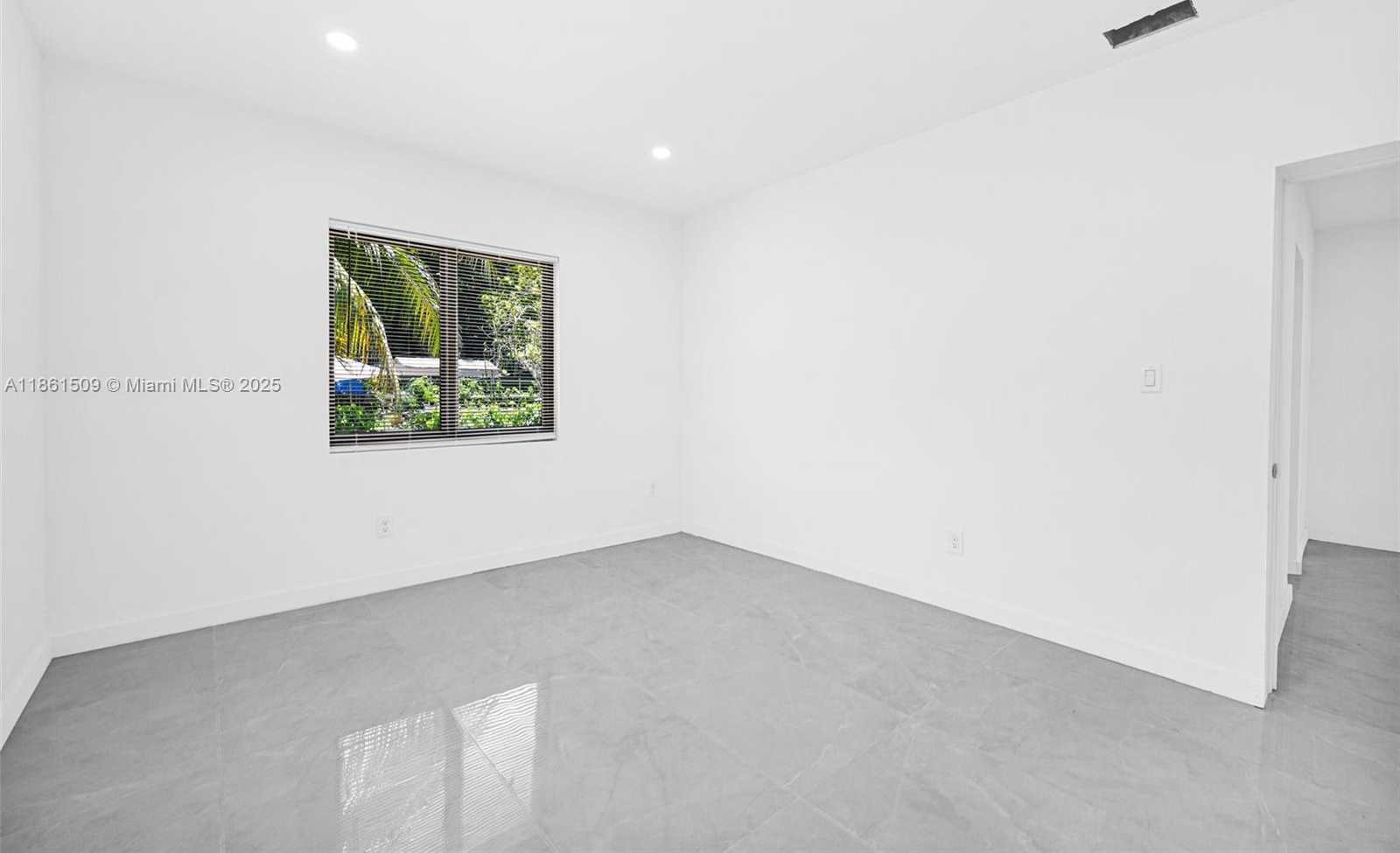 Small Image of 8280 NORTH WEST 5TH AVE, Miami Number 3