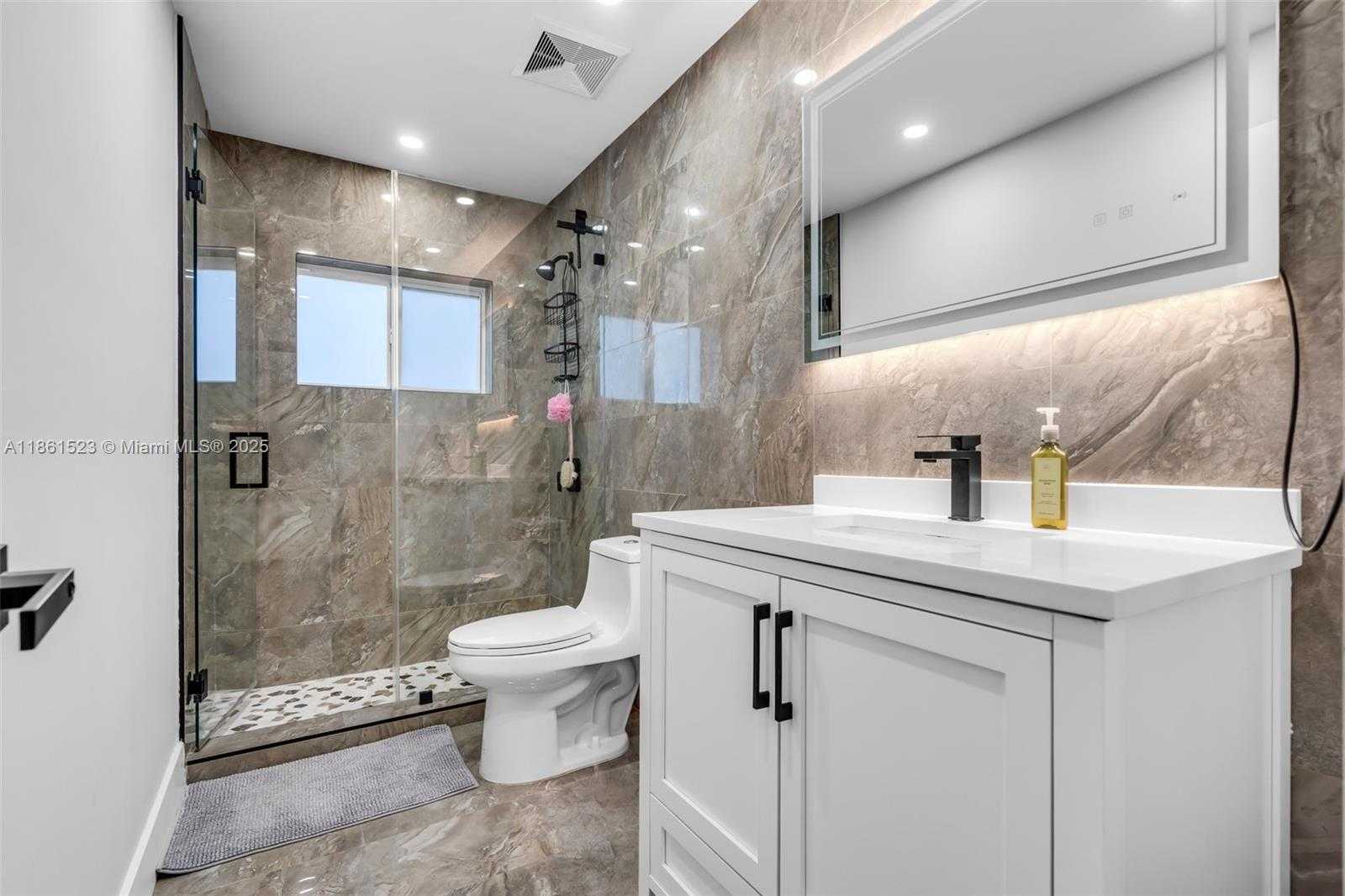 Small Image of 1120 SOUTH WEST 128TH DR, Davie Number 17