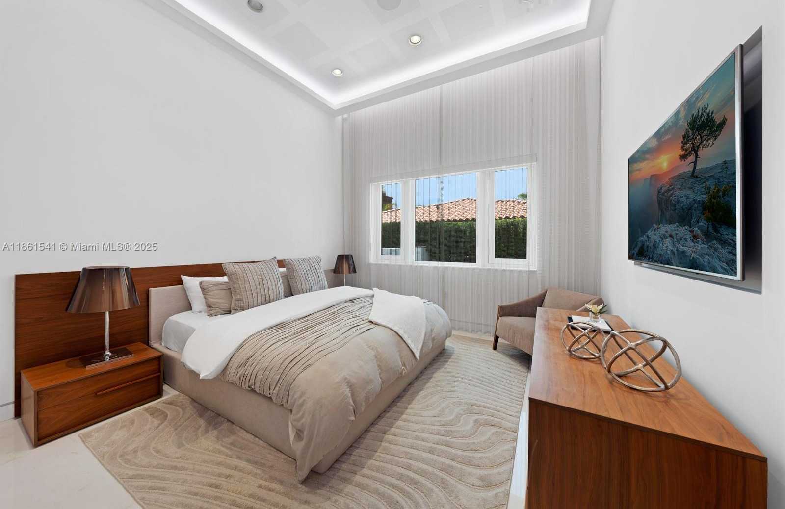 Small Image of 1825 CLEVELAND RD, Miami Beach Number 23