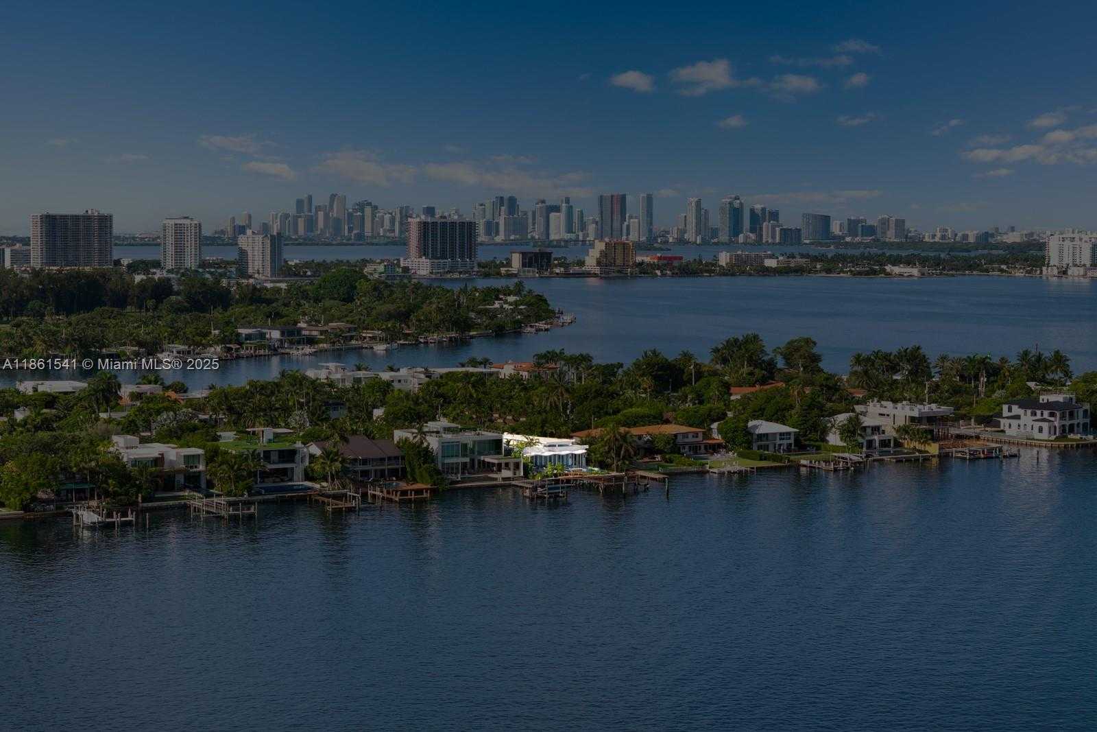 Small Image of 1825 CLEVELAND RD, Miami Beach Number 34