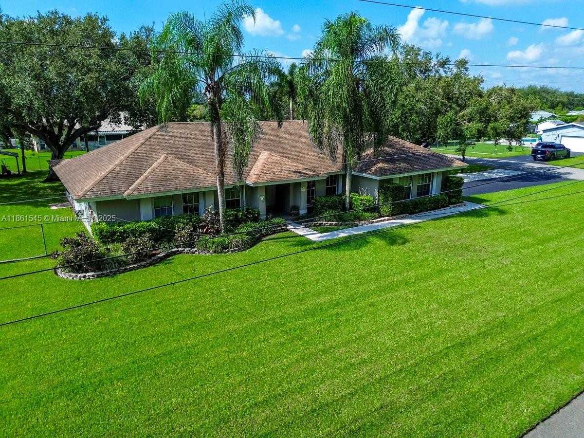 Small Image of 18270 SOUTH WEST 292ND ST, Homestead Number 27