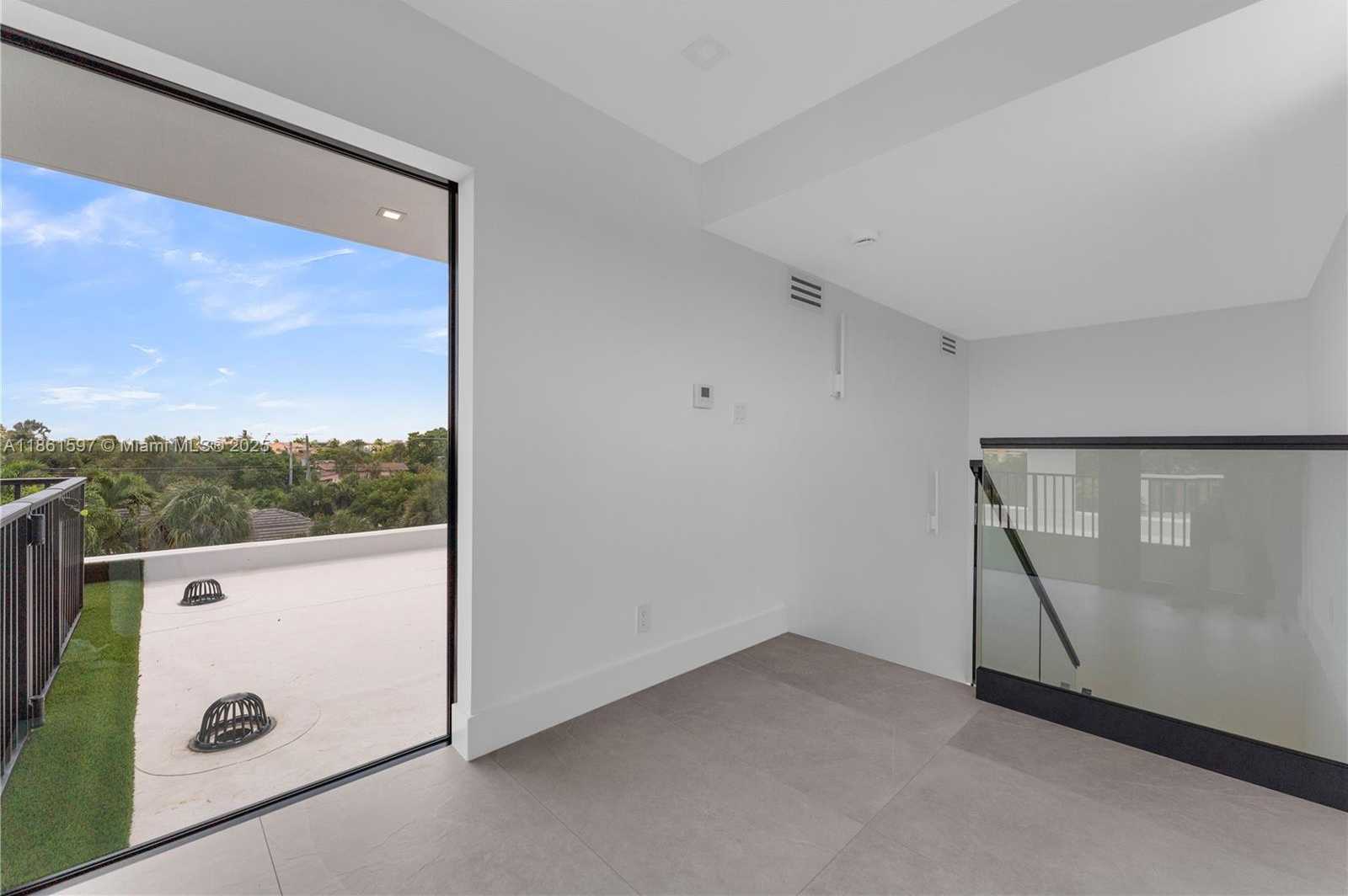 Small Image of 3205 LEIGH RD, Pompano Beach Number 19