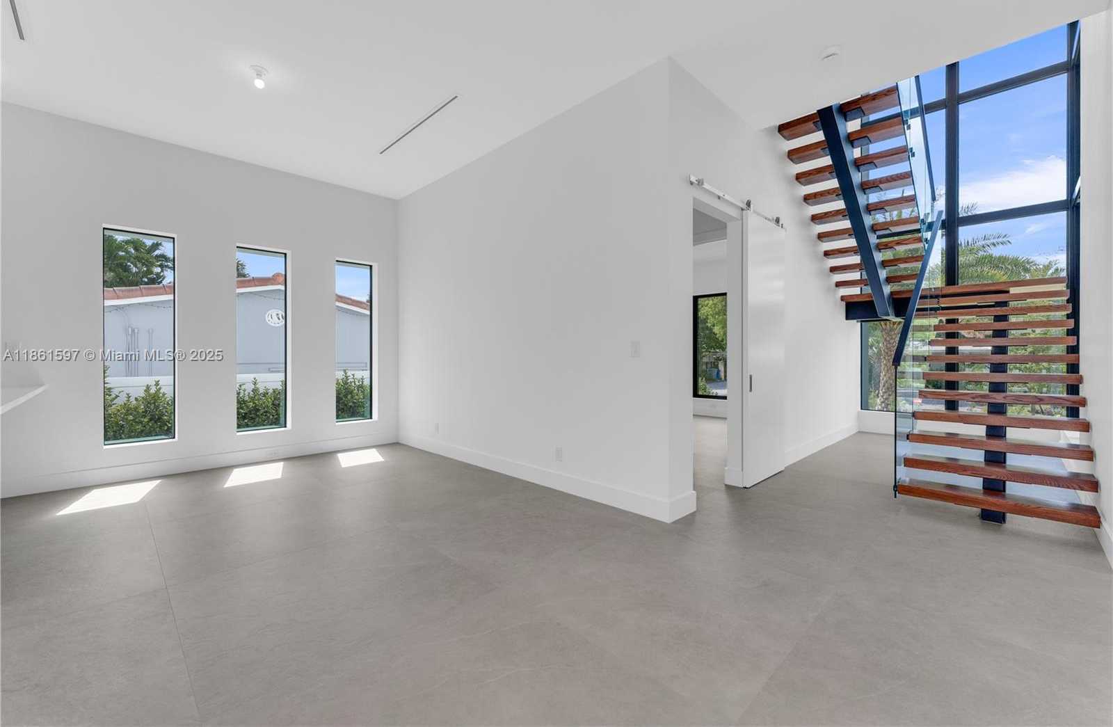 Small Image of 3205 LEIGH RD, Pompano Beach Number 28