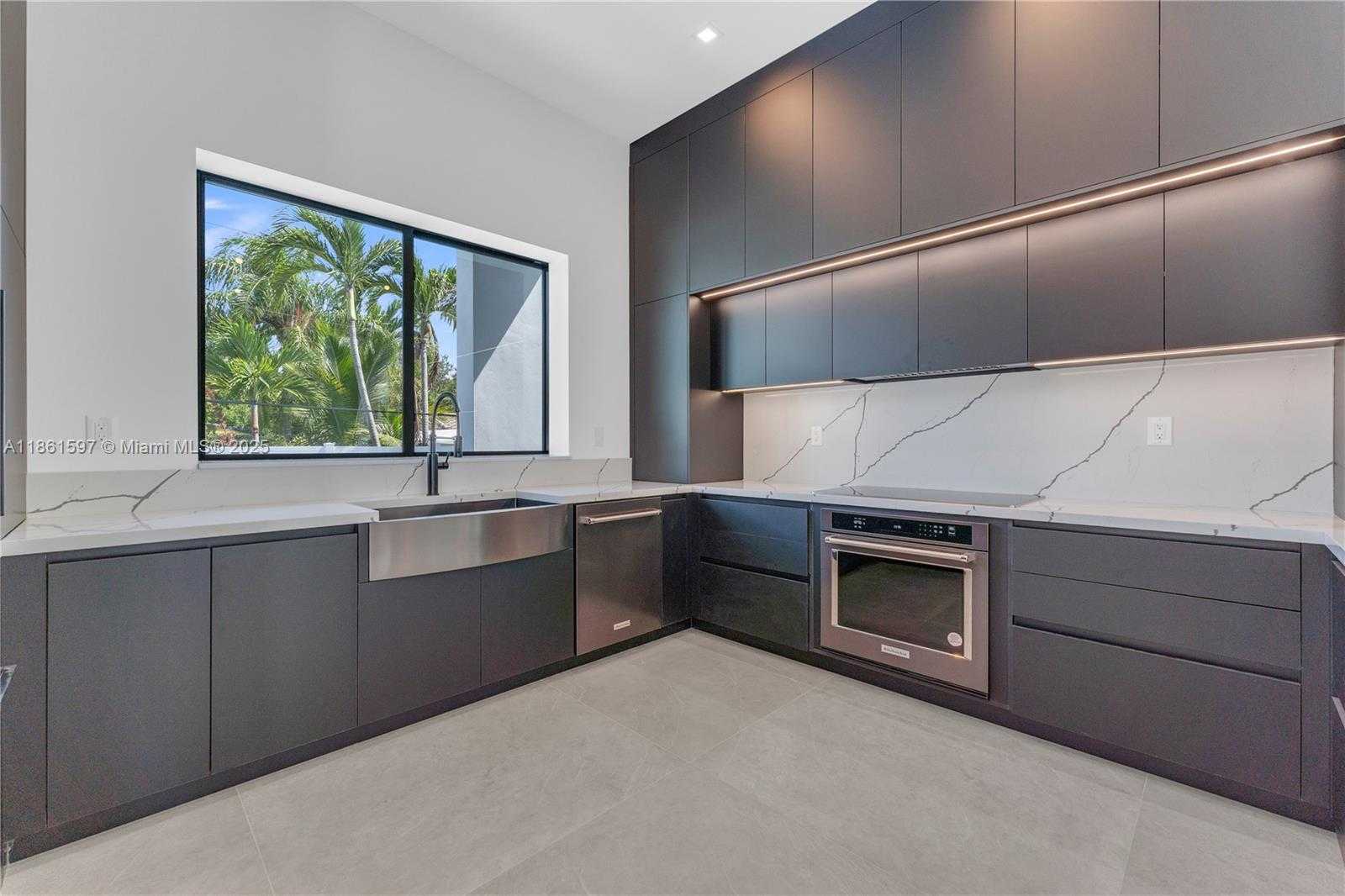 Small Image of 3205 LEIGH RD, Pompano Beach Number 8