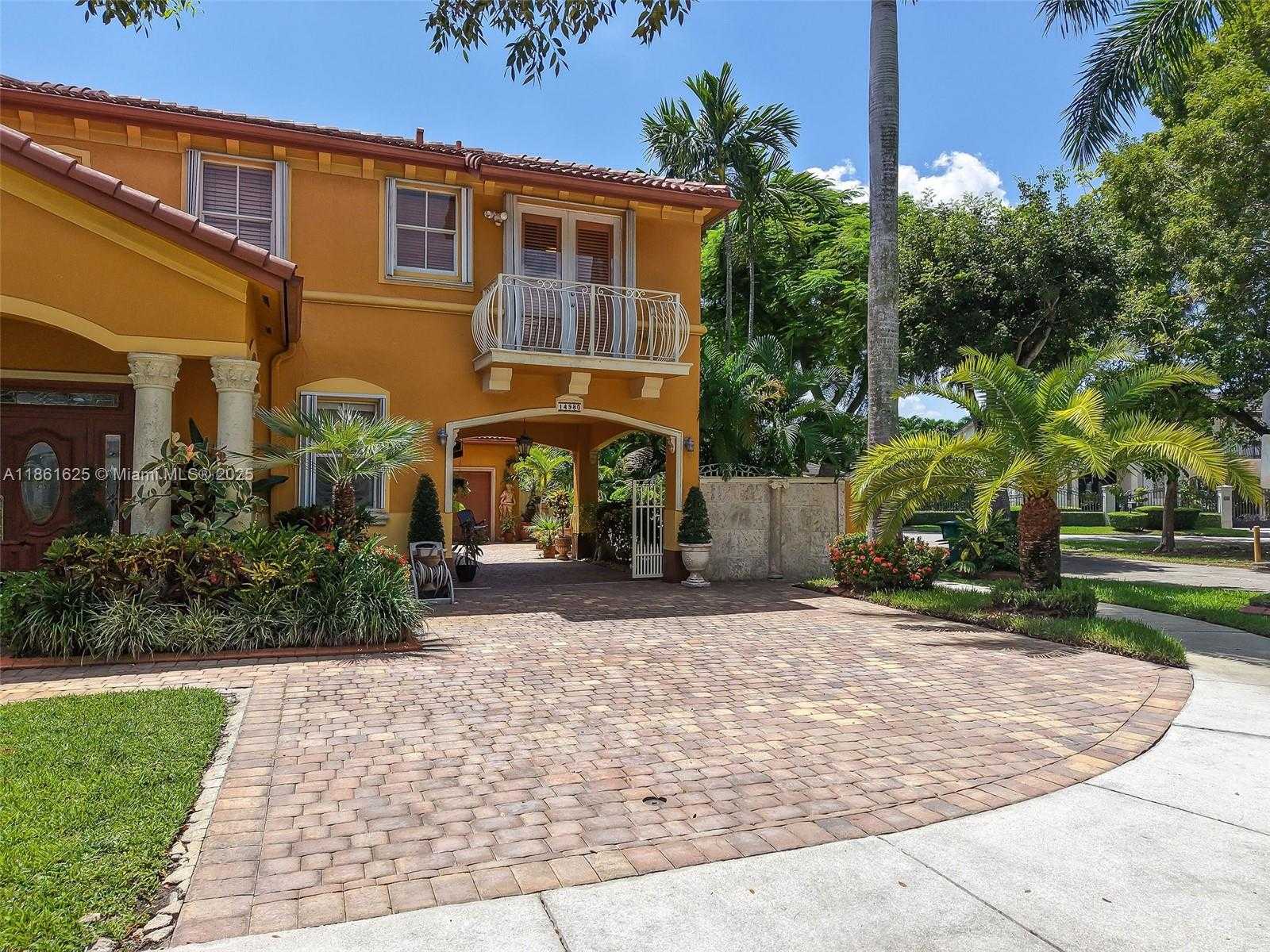 Small Image of 14980 SOUTH WEST 15TH LN, Miami Number 25
