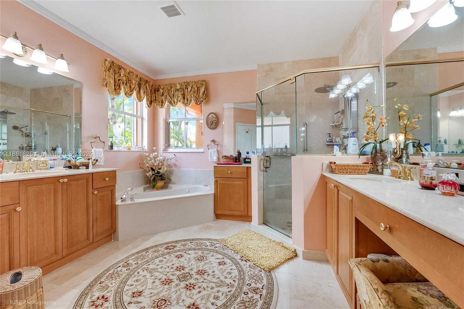 Small Image of 14980 SOUTH WEST 15TH LN, Miami Number 8