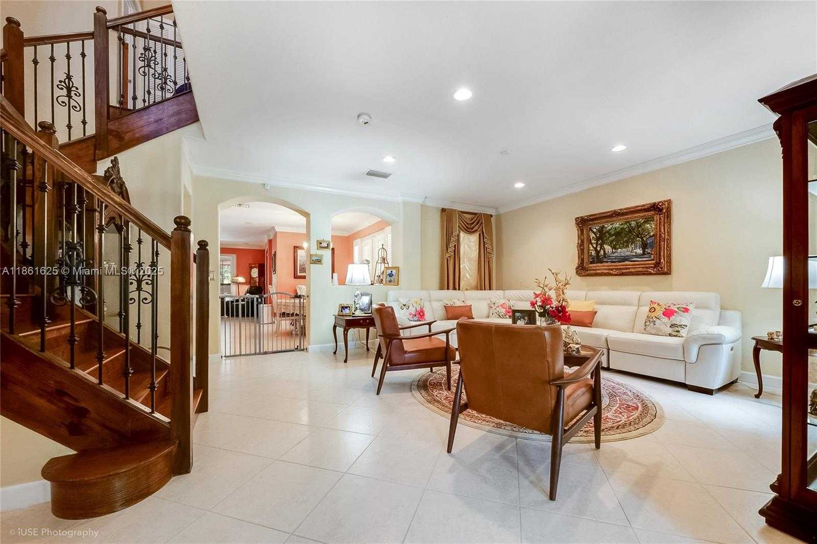 Small Image of 14980 SOUTH WEST 15TH LN, Miami Number 9
