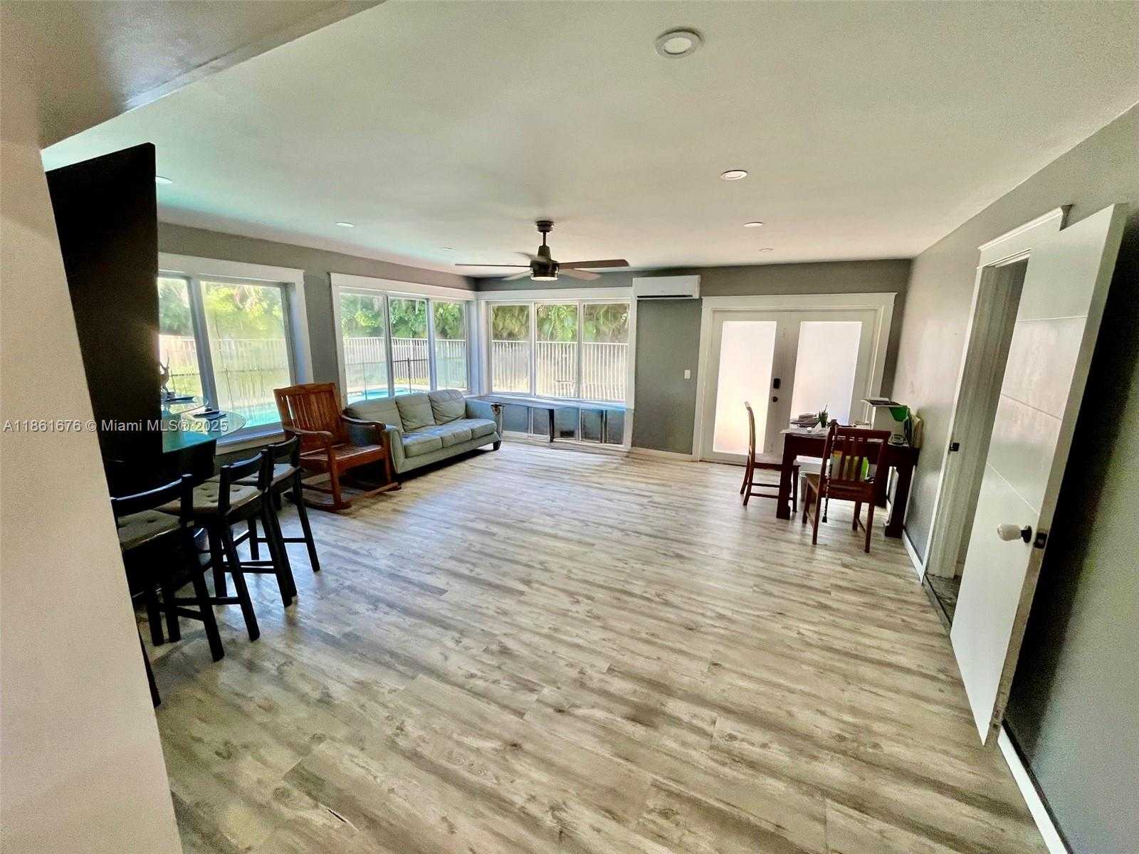 Small Image of 12101 NORTH WEST 6TH ST, Plantation Number 17