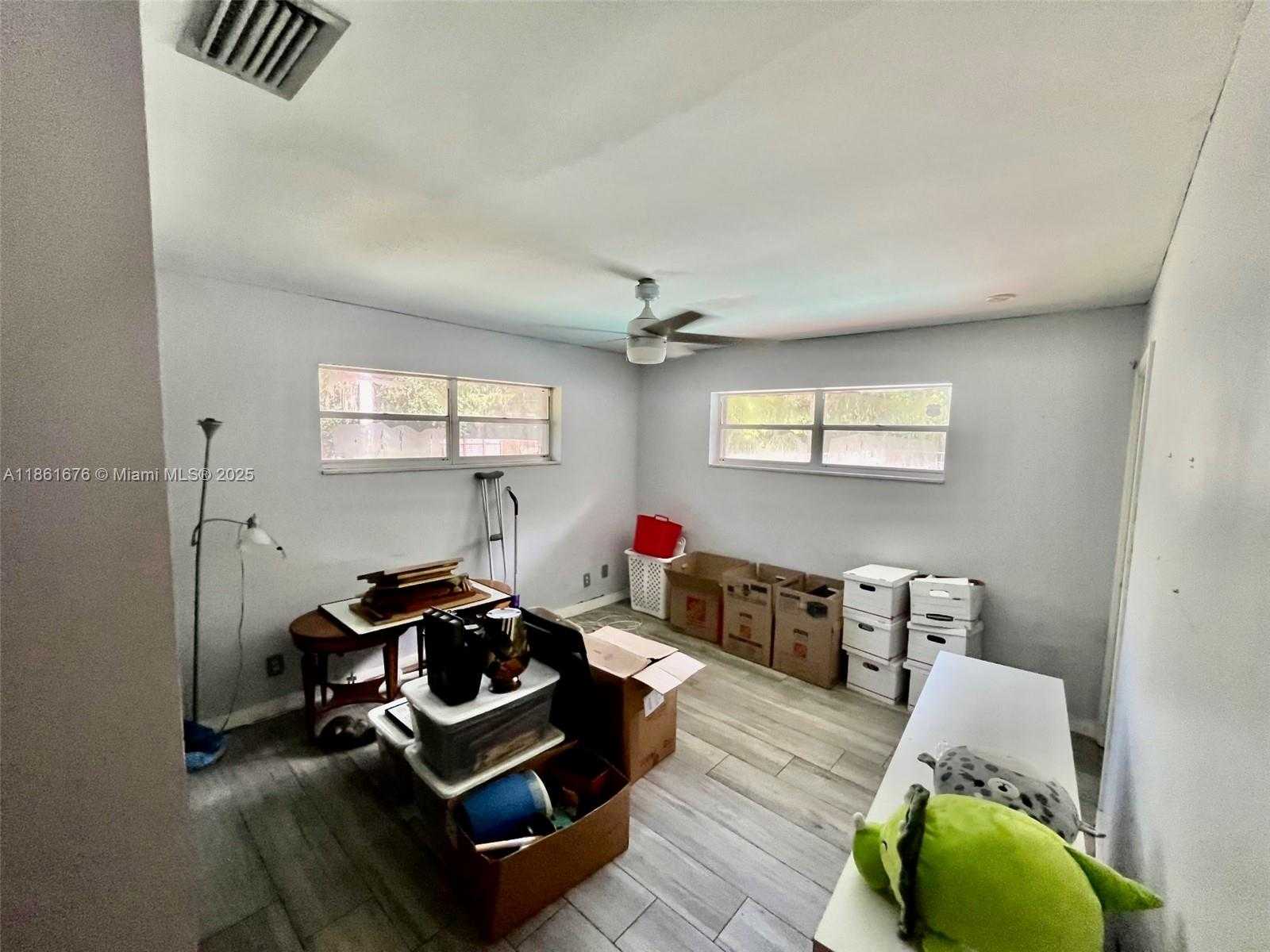 Small Image of 12101 NORTH WEST 6TH ST, Plantation Number 29