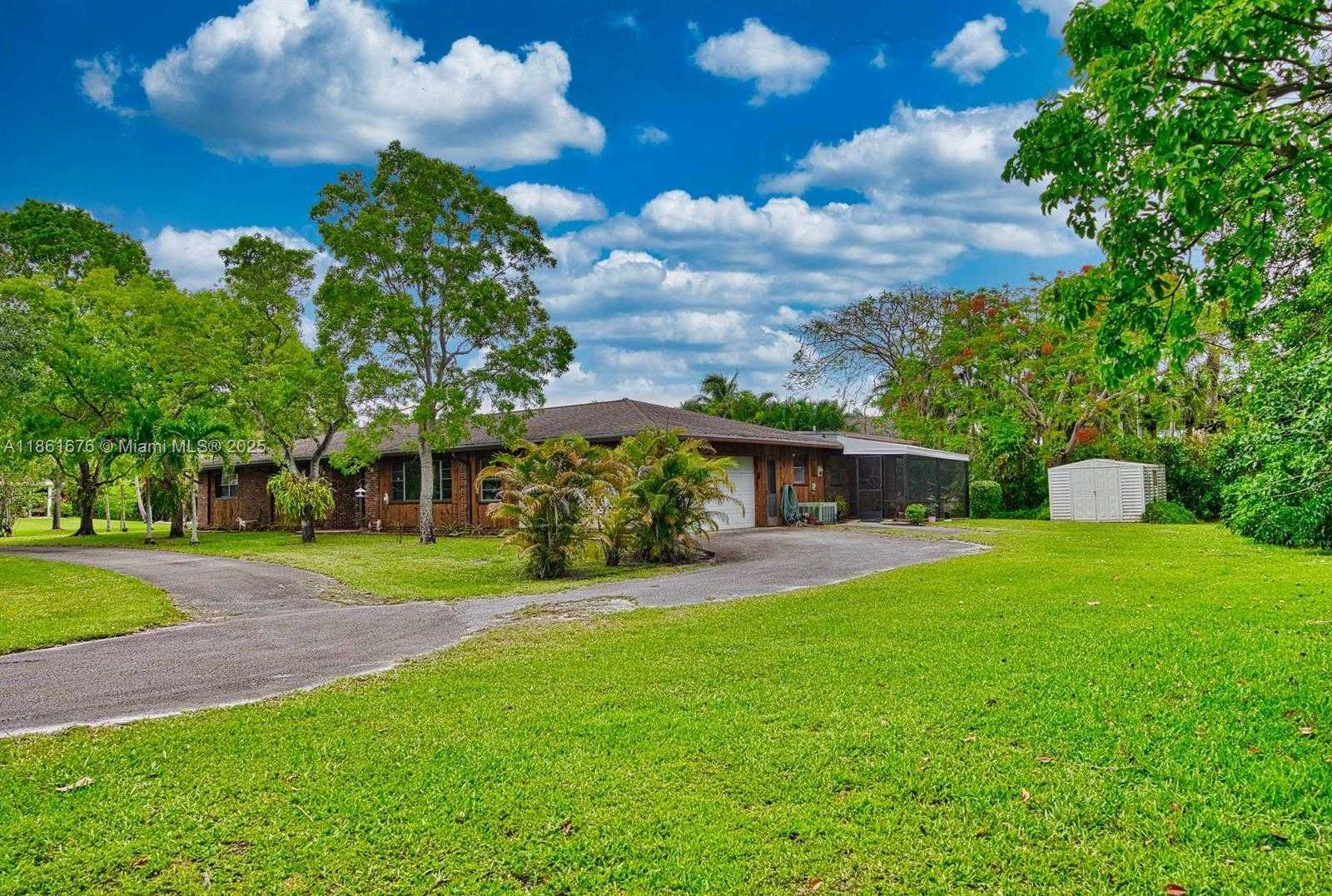 Small Image of 12101 NORTH WEST 6TH ST, Plantation Number 6