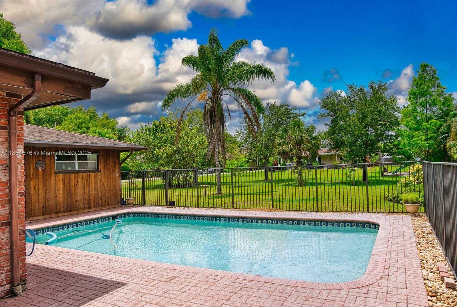 Small Image of 12101 NORTH WEST 6TH ST, Plantation Number 9