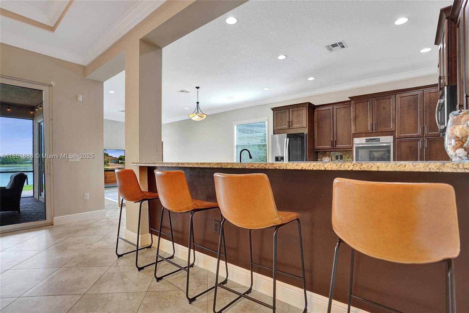 Small Image of 2954 BELLAROSA CIR, Royal Palm Beach Number 13