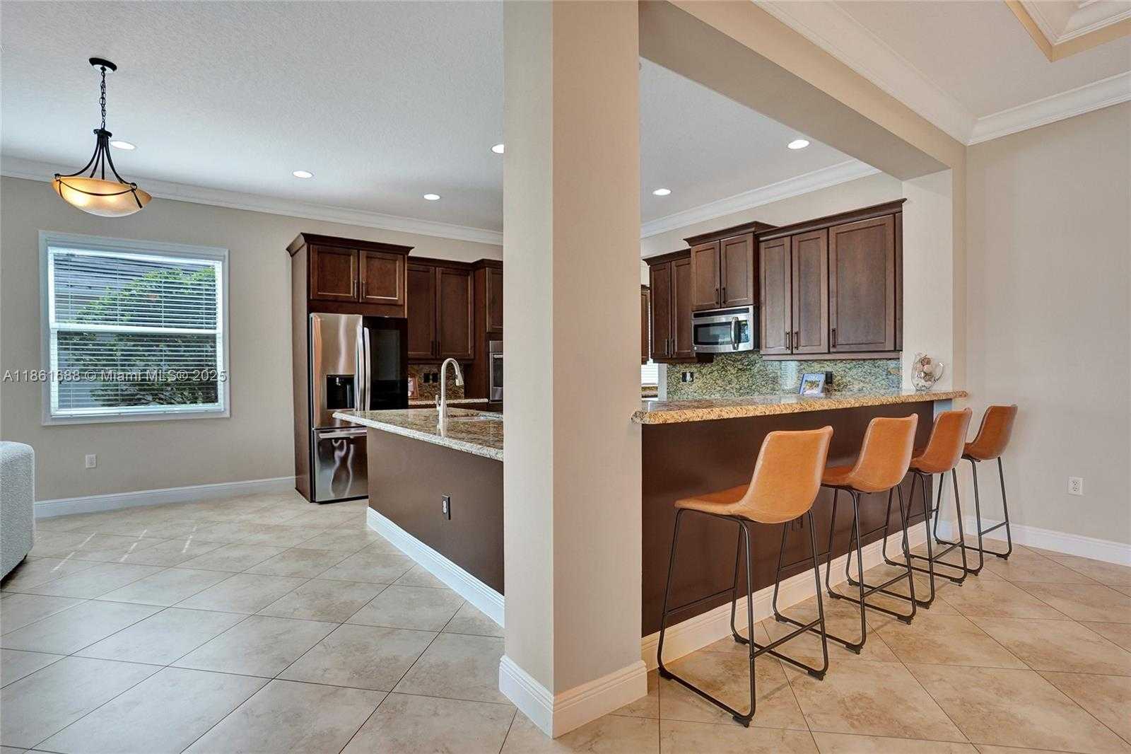 Small Image of 2954 BELLAROSA CIR, Royal Palm Beach Number 14