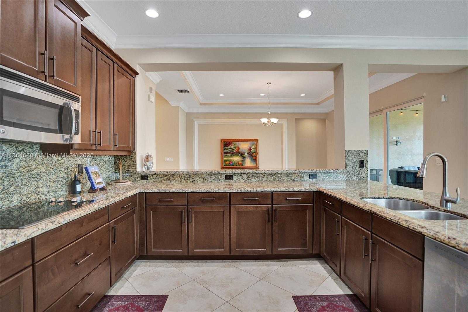 Small Image of 2954 BELLAROSA CIR, Royal Palm Beach Number 16
