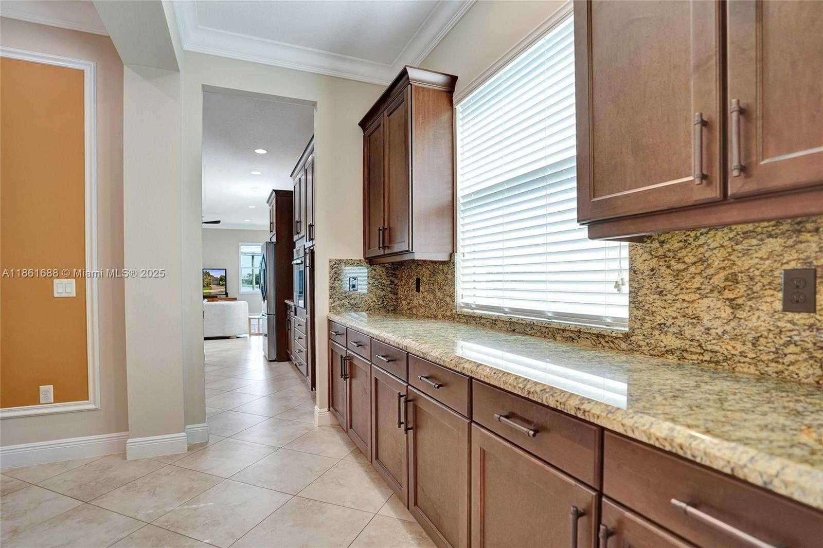 Small Image of 2954 BELLAROSA CIR, Royal Palm Beach Number 21