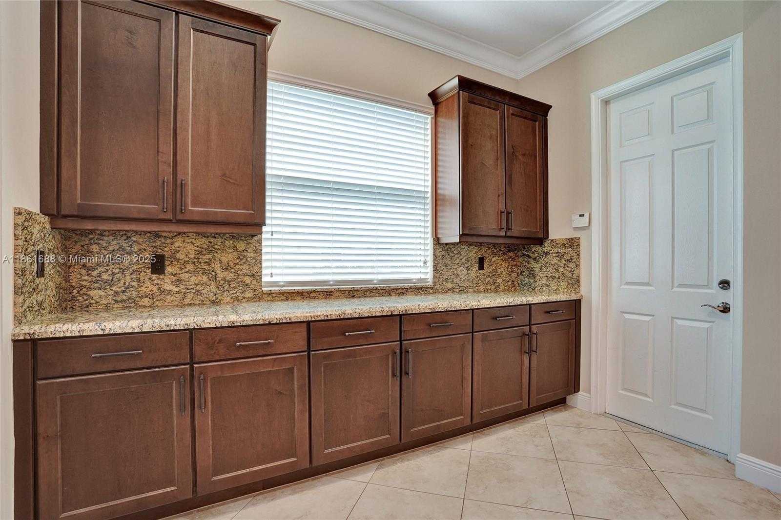 Small Image of 2954 BELLAROSA CIR, Royal Palm Beach Number 22