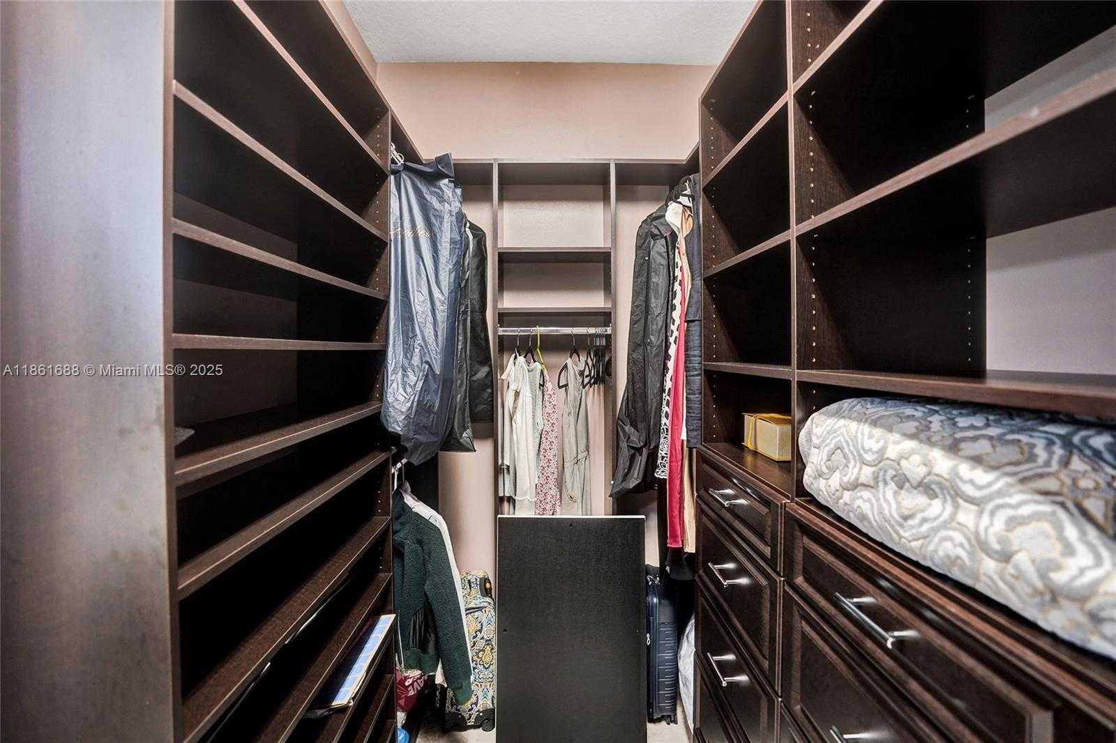 Small Image of 2954 BELLAROSA CIR, Royal Palm Beach Number 50