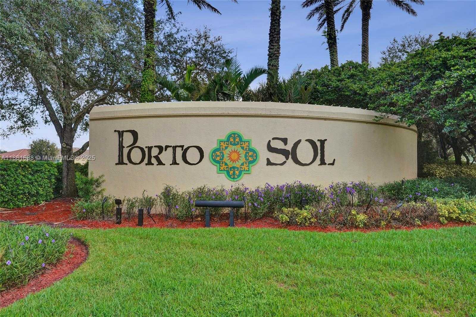 Small Image of 2954 BELLAROSA CIR, Royal Palm Beach Number 77