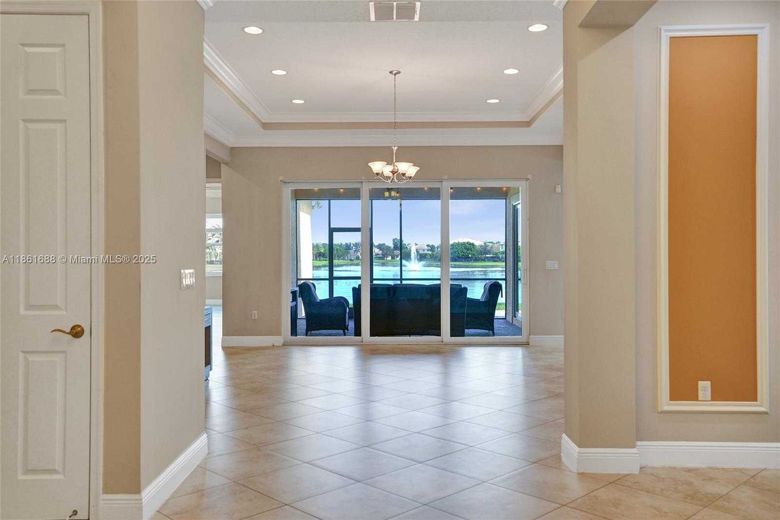 Small Image of 2954 BELLAROSA CIR, Royal Palm Beach Number 9