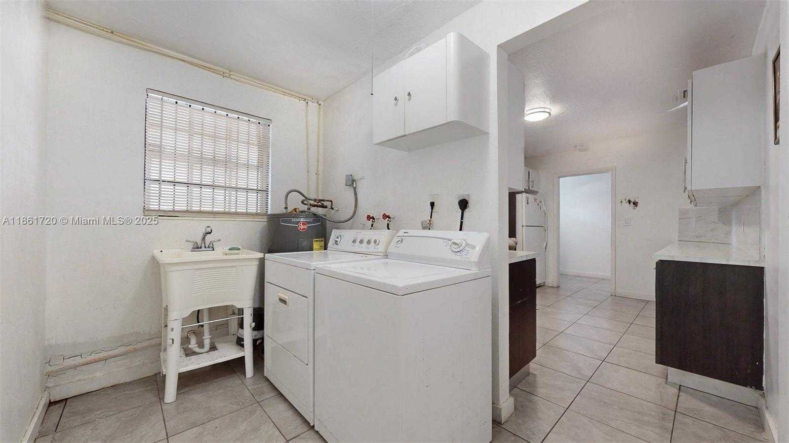 Small Image of 18502 NORTH WEST 23RD CT, Miami Gardens Number 11