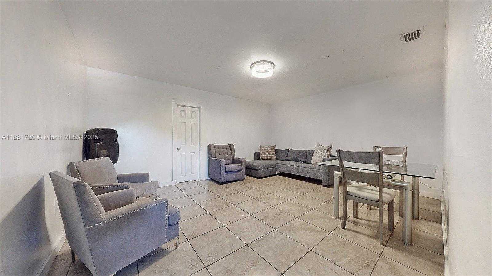 Small Image of 18502 NORTH WEST 23RD CT, Miami Gardens Number 16
