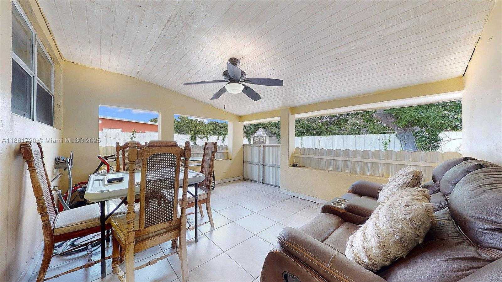 Small Image of 18502 NORTH WEST 23RD CT, Miami Gardens Number 28