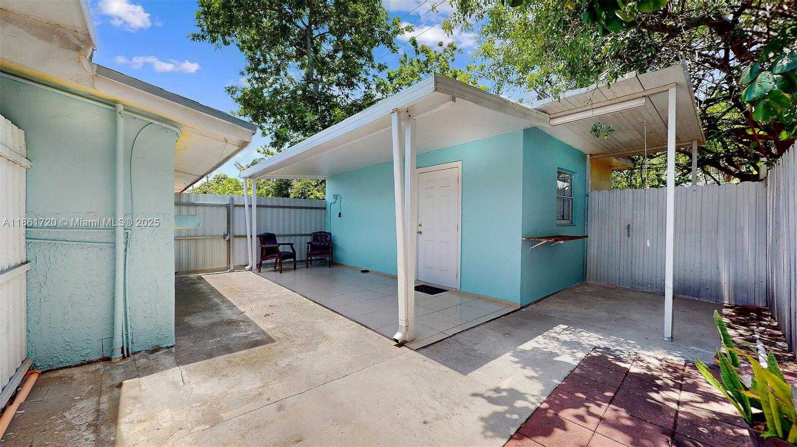 Small Image of 18502 NORTH WEST 23RD CT, Miami Gardens Number 46