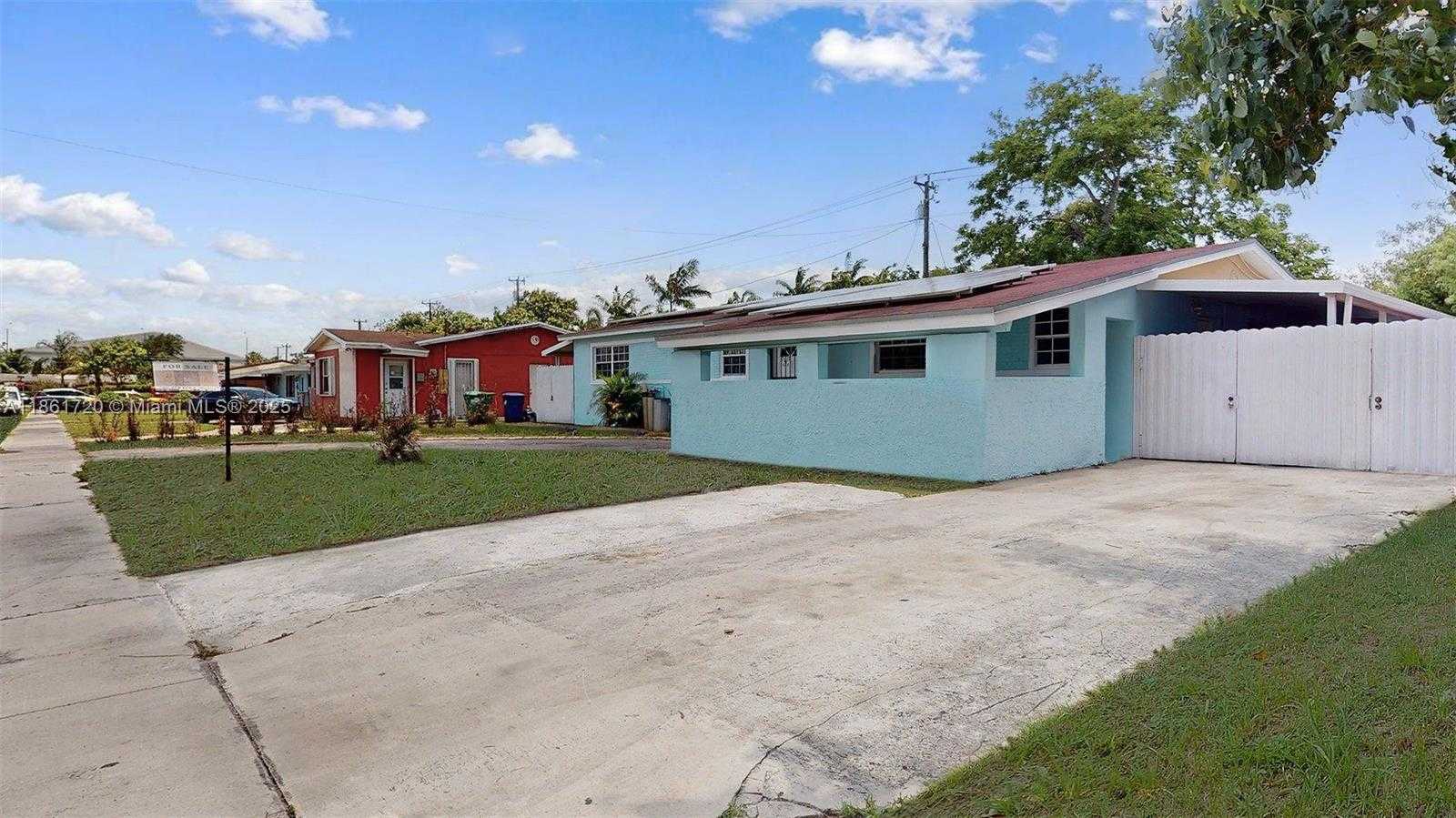 Small Image of 18502 NORTH WEST 23RD CT, Miami Gardens Number 5